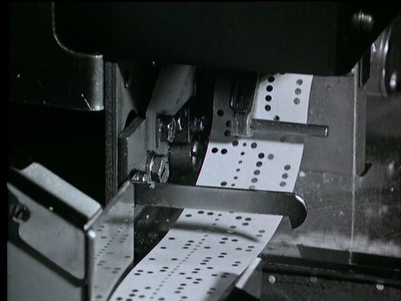 천공 테이프 The Punched Tape of Life 