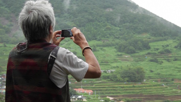 키들랏 타히믹의 밤부 카메라 Kidlat Tahimik’s Bambu Camera