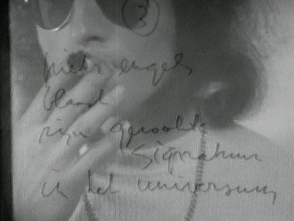 엥겔스의 담배와 시그니처 Engels Smoking His Signature, Singing the Universe