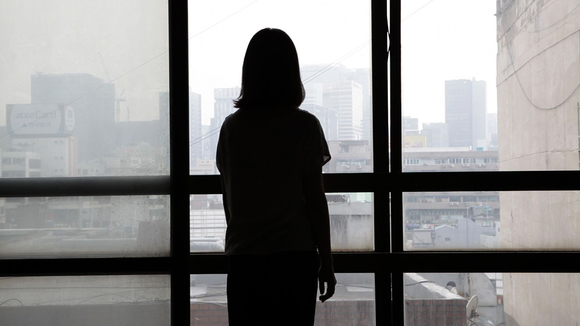 사라진 인물들과 사라지지 않은 세계 혹은 그 반대 People Who Disappeared, The World That Didn’t, or Vice Versa